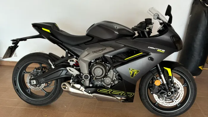 Daytona 660 - moto zerada!!!