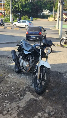 Titan 150