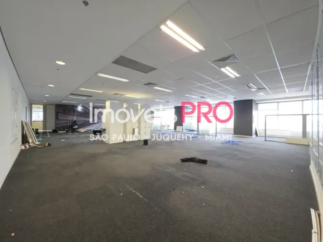 Conjunto corporativo semi-mobiliado na Chucri Zaidan | Prédio AAA