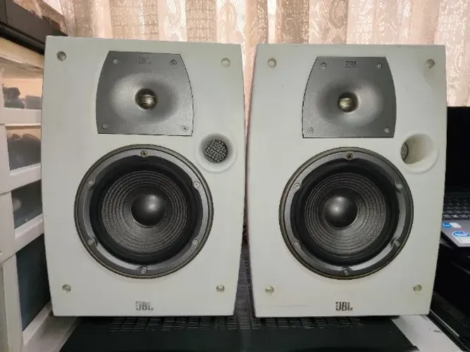 Par De Caixas Jbl N-26 Awll 125 W Ótimo Estado Funcionando