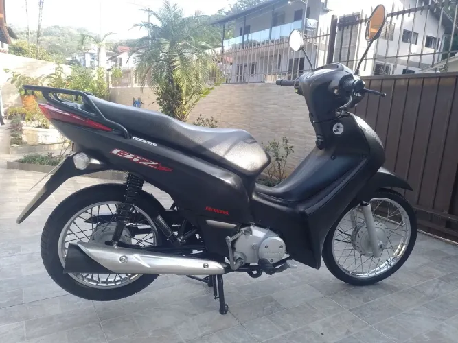 Honda biz ES ANO 2015