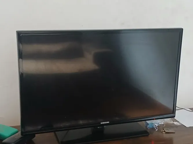 Vende-se tv 32