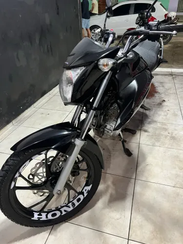 Moto no ponto de transferir bastante conservado só fale quem realmente estiver interessado