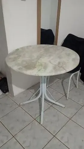 Mesa de mármore 