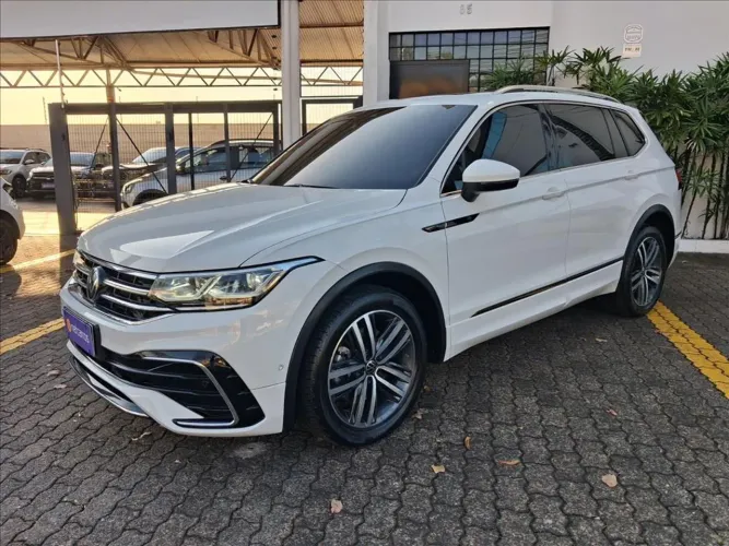 Volkswagen Tiguan Allspac R-line 300 TSI 2.0 2024
