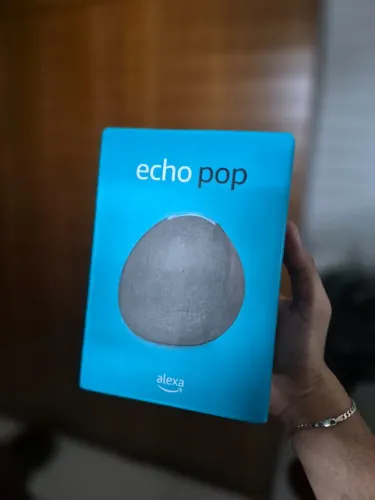 Echo Pop (Alexa) + Suporte de Tomada