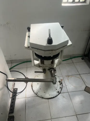 Divisora de pães coluna profissional 