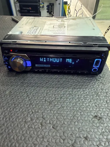 Rádio kenwood com Bluetooth