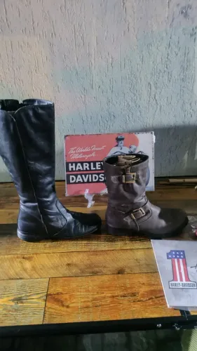 Botas de Couro Legítimo 