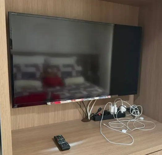TV LED 40" Sony Bravia Full HD KDL-40 2 HDMI