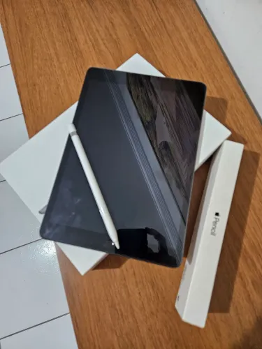 iPad de 8ª geração com 32 GB