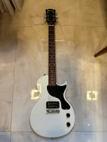Guitarra maestro by gibson