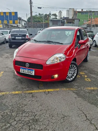 Fiat Punto Attractive 1.4 Fire Flex 8V 5P 2011