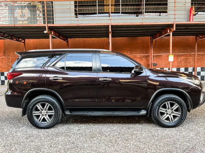 Toyota Hilux SW4 SRV 4X2 2.7 Flex 16V Aut. 2019