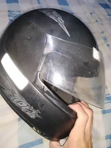 Capacete em bom estado
