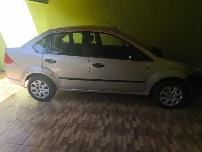 Ford Fiesta Sed. Personnalite 1.0 8V 4P 2006