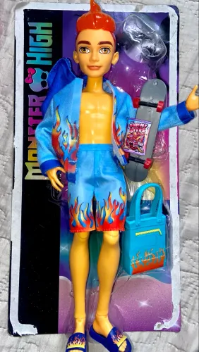 Boneco Heath Burns Monster High g3