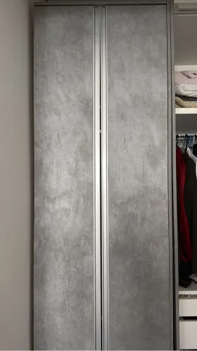 Guarda roupas solteiro em Mdf