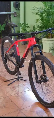 Caloi elite carbom sport Tam 17
