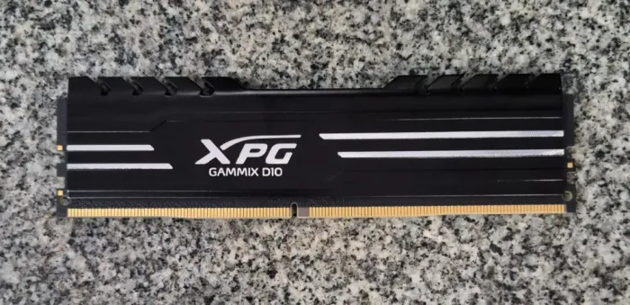 Memória XPG GAMMIX D10, 8GB, 3200MHz, DDR4, Black