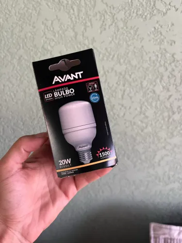 Kit 6 lâmpadas Avant Bulbo LED 20W bivolt 