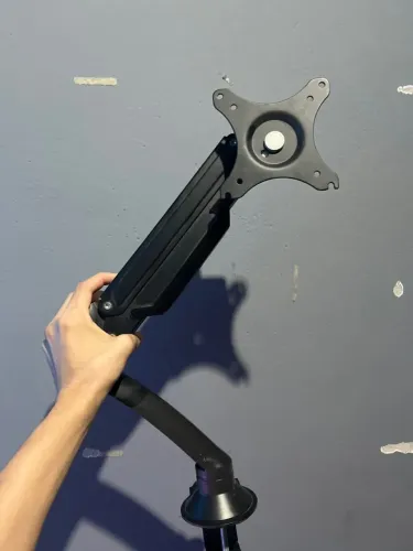 Suporte articulado de monitor