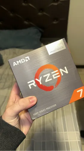 RYZEN 7 5700G