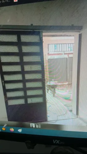 Porta de Aço com Vidro