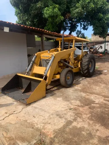 Pula Pula Pá Carregadeira Ford 4500