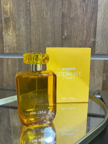 Perfume WePink Celebrate Happy - Praticamente Novo!