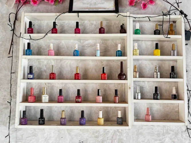 Expositor de esmaltes + 40esmaltes em gel