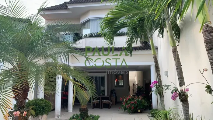 Barra da Tijuca | Casa de Condomínio 5 quartos, sendo 4 suites