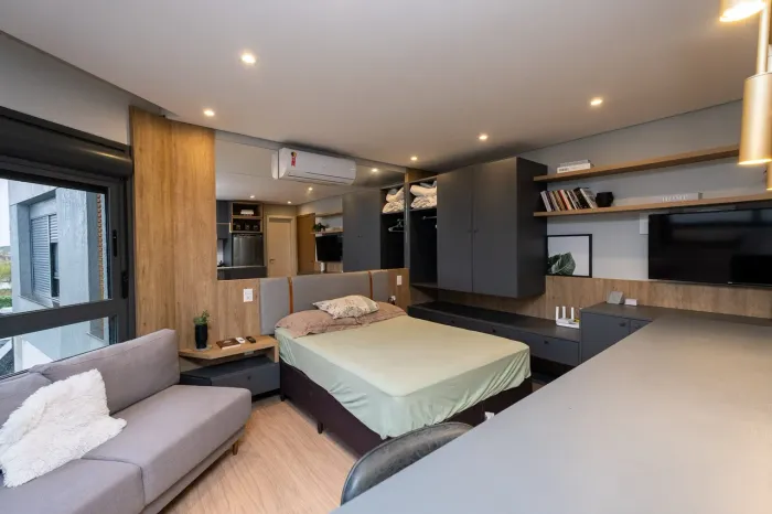 Loft mobiliado, equipado e decorado à venda no Parque Una, Pelotas, RS