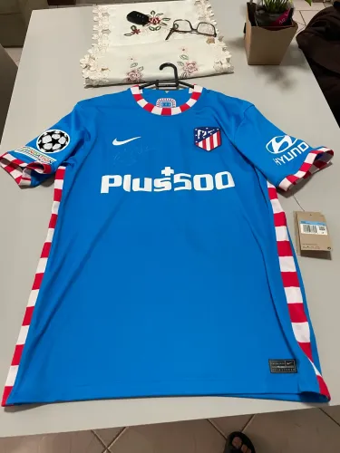 Camisa lll Atlético de Madrid temporada 2021/22