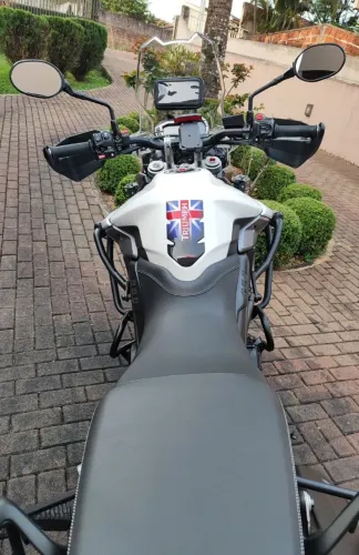 VENDE-SE - TRIUMPH TIGER 800 XCX | 2017