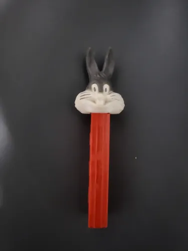 Porta-balas PEZ Vintage Pernalonga (1978) - Sem Pés (No Feet) e Haste Lisa