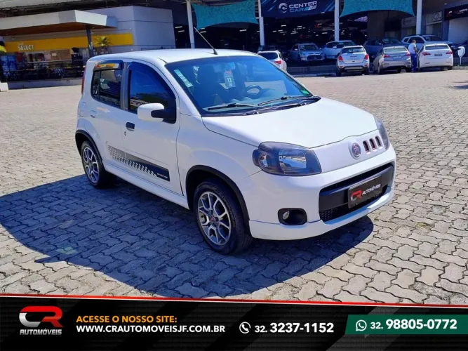 Fiat Uno Sporting 1.4 EVO Fire Flex 8V 4P 2013