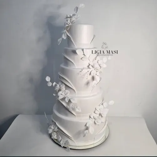 Bolo fake cenográfico Casamento