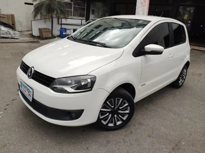 Volkswagen Fox 1.6 MI I Motion Total Flex 8V 5P 2013