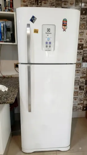 Vendo geladeira Eletrolux, Ótimo estado de conservação.