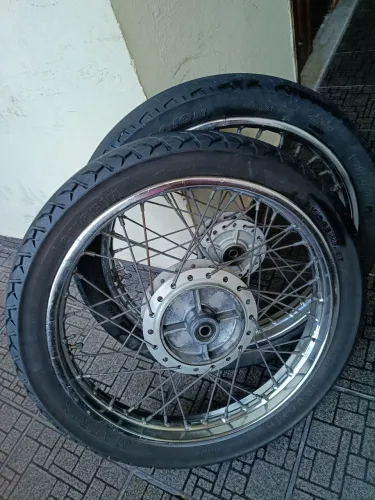 Rodas da Titan Fan 150