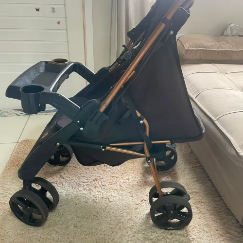 Carrinho de bebê 350 Bebê conforto impecável 250