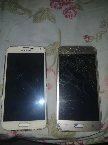 Celulares para retirada de peças
