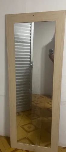 Espelho grande