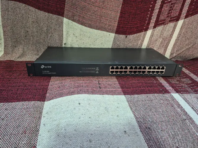 Switch TP-Link 24 Portas Gigabit TL-SG1024