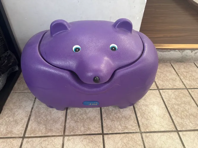 Baú de brinquedos urso roxo