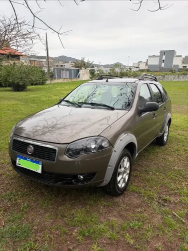 Fiat Palio Weekend Trekking 1.6 Flex 16V 5P 2012