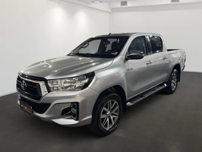 Toyota Hilux CD SRV 4X4 2.8 TDI Diesel Aut. 2019