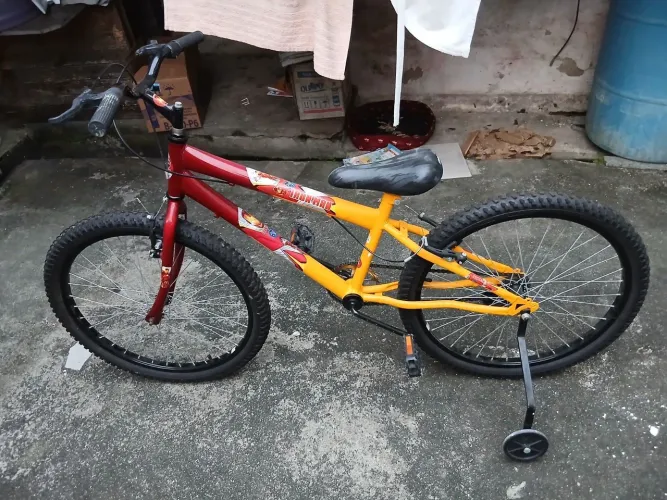 Bicicleta Infantil Aro 24 - Temática Homem de Ferro (Linda)