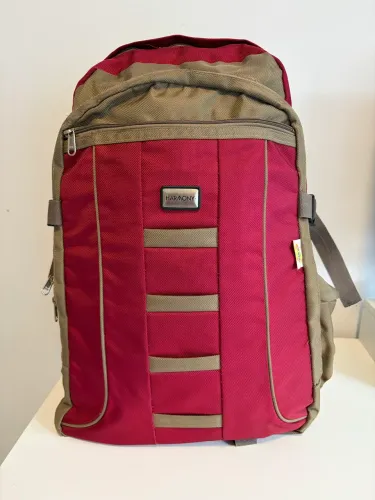 Mochila Grande Semi Nova